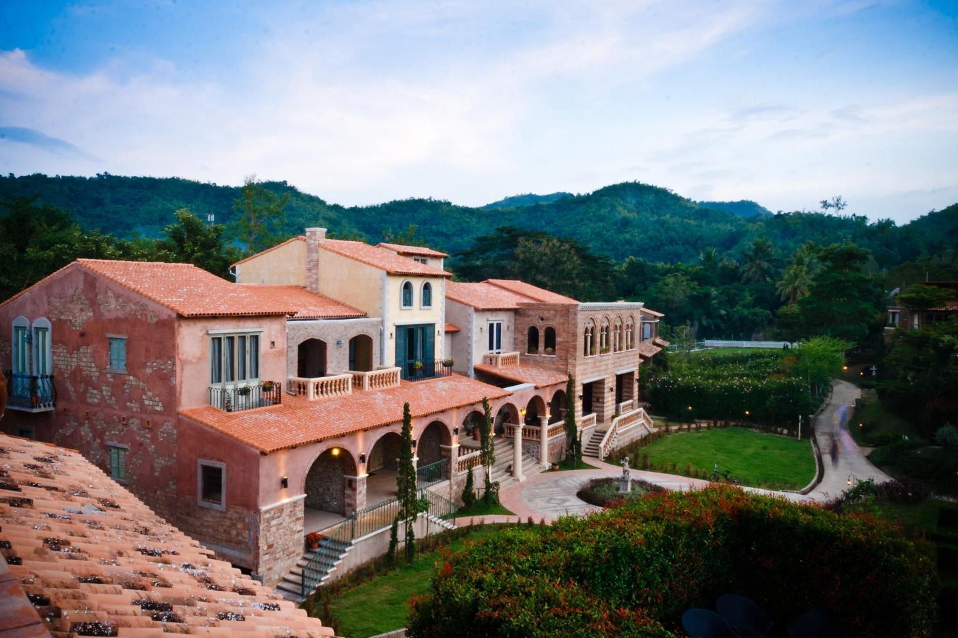 La Toscana Suan Phueng Exterior photo